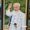 Tranh đá quý bác hồ vẫy tay chào