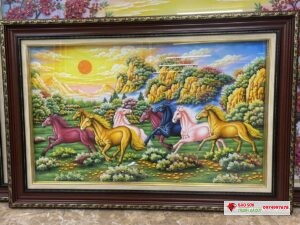 Tranh đá quý mã đáo thành công