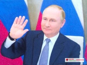 Tranh đá quý chân dung tổng tống Nga Putin